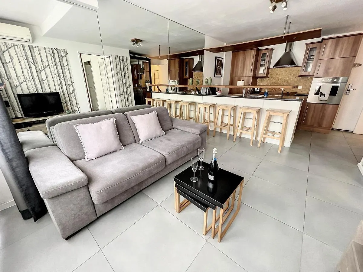 Superbe 2 Pieces Au Calme Absolu Apartment Cannes