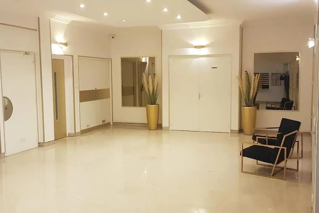 Superbe 2 Pieces Au Calme Absolu Apartment Cannes